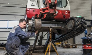Commande toutes tes pièces de train de chenilles chez Verhoeven Trains de chenilles 10
