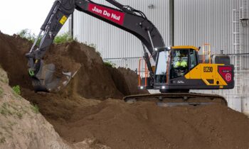 Jan De Nul mise sur l’électrification et teste un excavateur électrique de Volvo 12