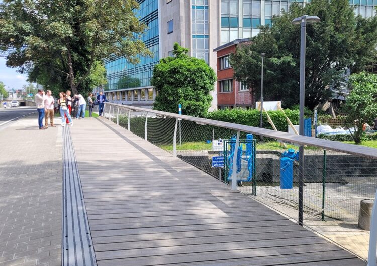 Quand le passage d’impétrants donne lieu à une passerelle cyclo-piétonne 3