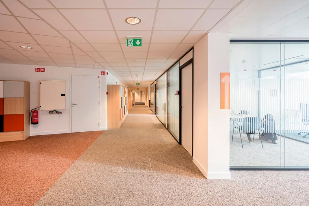 Des solutions échafaudées en réponse à la complexité du bâtiment 3