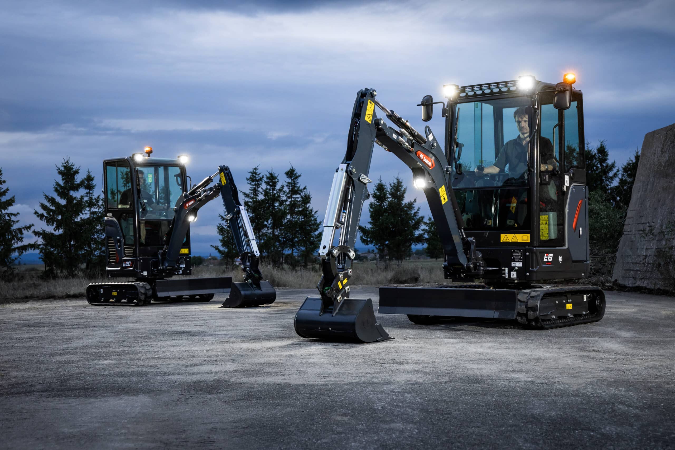 Bobcat dévoile l’édition limitée Premiere Launch Edition de ses mini-pelles de nouvelle génération 12