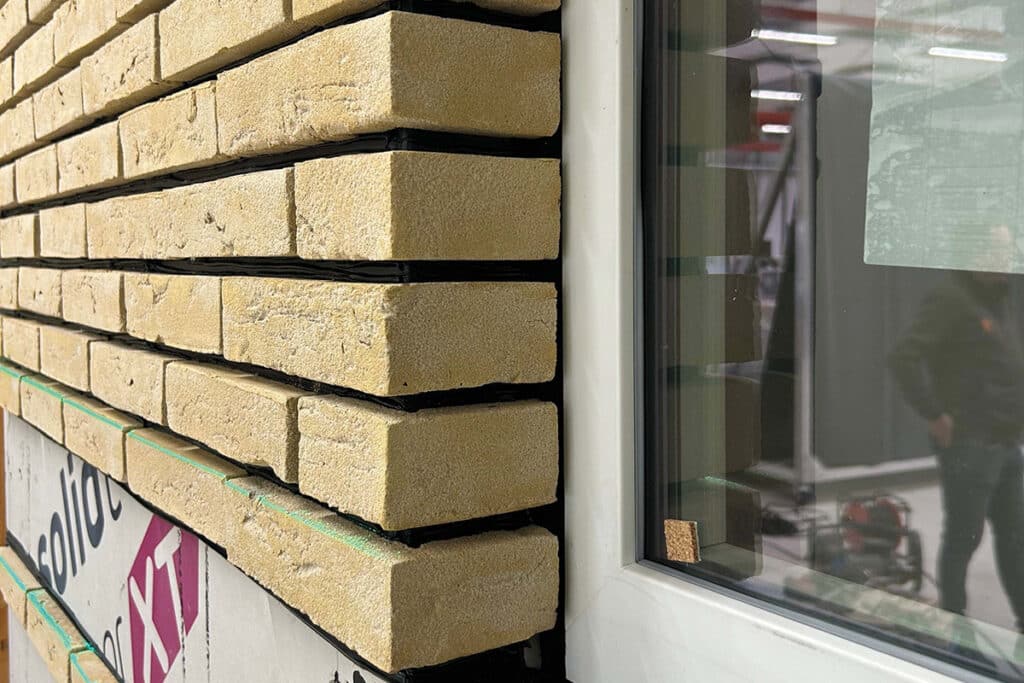 Nouvelle plaque de plâtre durable pour l’extérieur : facile à poser, solide et résistante au feu 2