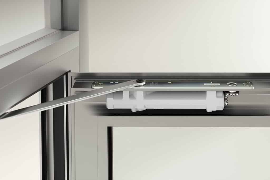 dormakaba présente un nouveau ferme-porte encastré avec freinage à l’ouverture 2
