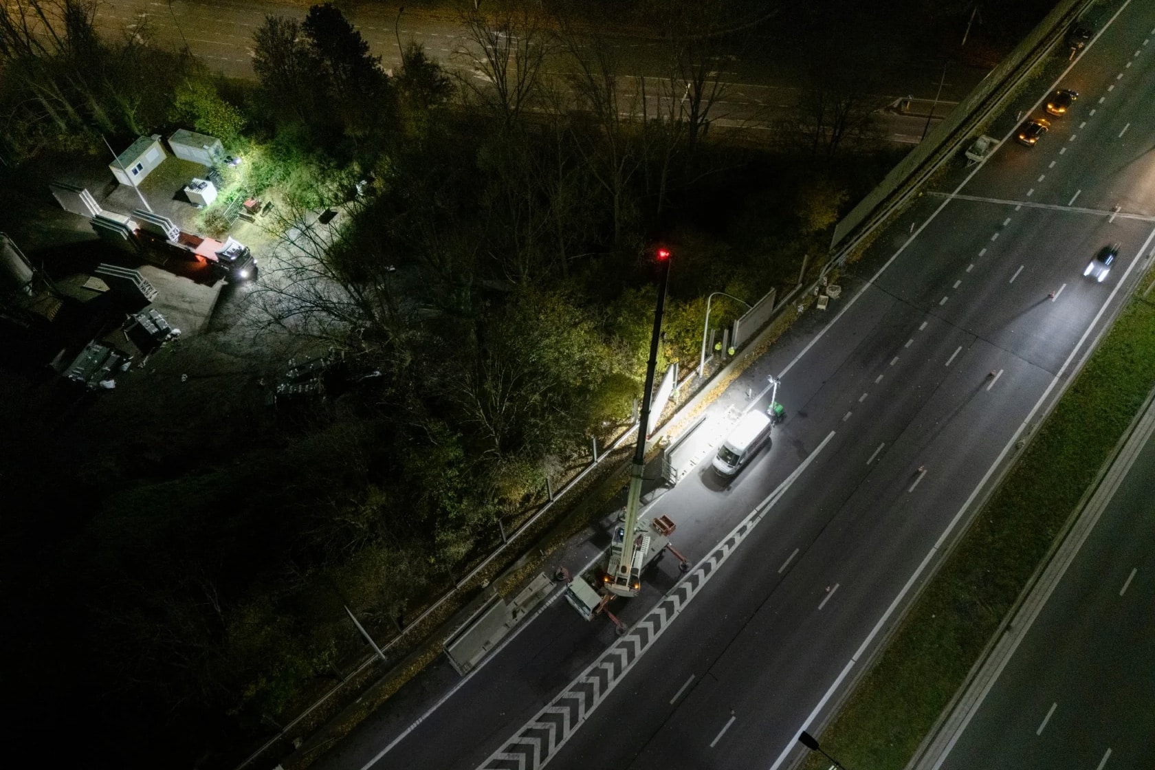 E42-E19/A7 – Mons : chantier exclusivement denuit pour remplacer les panneaux antibruit àhauteur de Nimy vers Charleroi 10