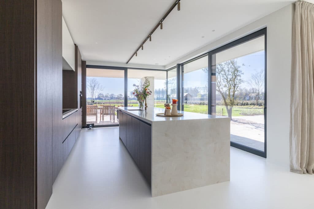 Technique et expérience réunies dans une habitation contemporaine 3