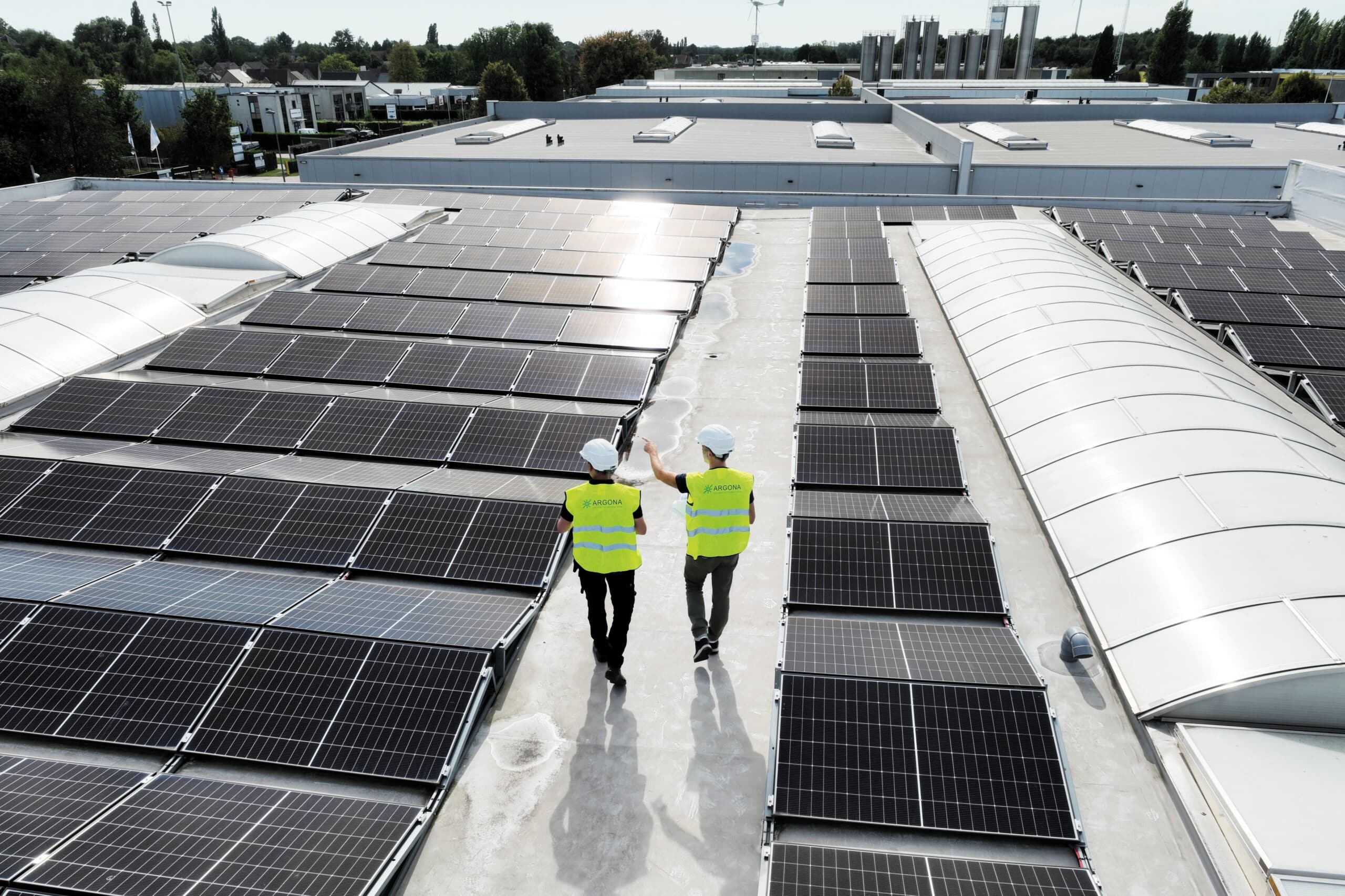 Une synergie unique entre étanchéité et solaire pour renforcer la durabilité des bâtiments 2