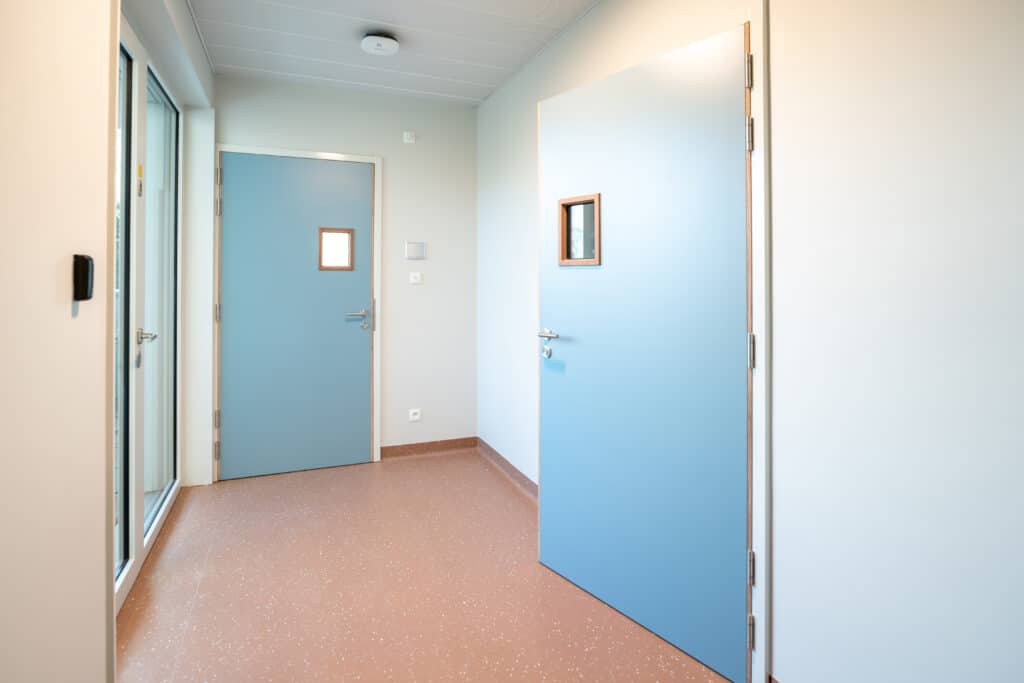 Portes RC : sécurité et design main dans la main​ 1