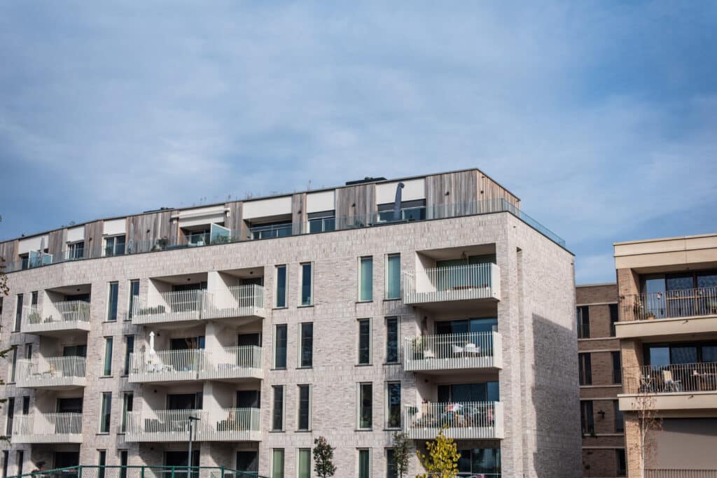 De belles façades en briques pour une rénovation urbaine à l’esthétique diversifiée 1