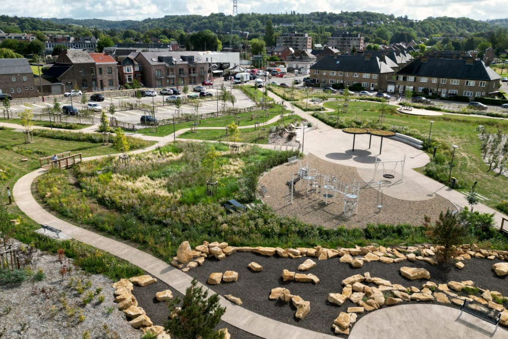 Une vaste palette de mobiliers urbains pour un espace public inclusif 1