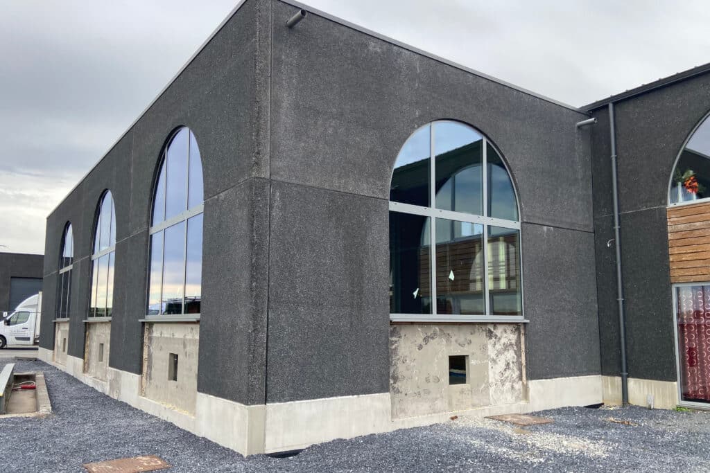 Sublimer chaque maison avec des châssis et volets qui reflètent le style de votre client 1
