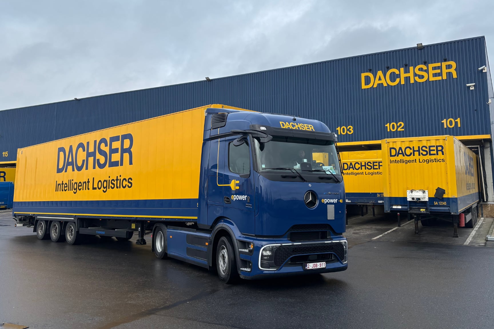 Dachser Belgique ajoute deux camions électriques Mercedes-Benz à sa flotte 10