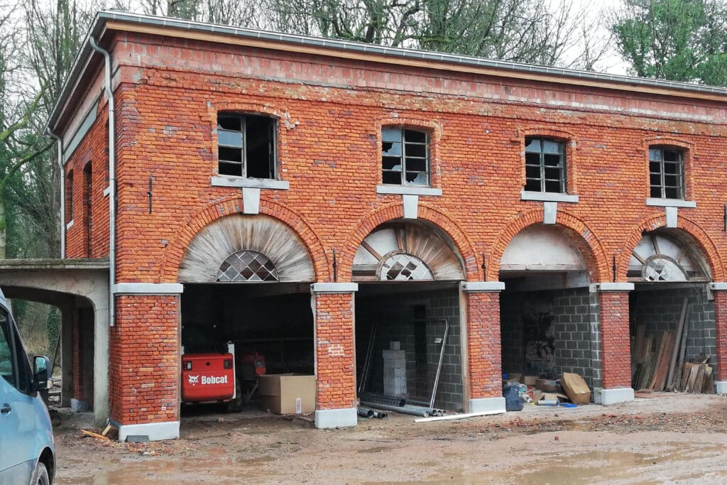 Une brique artisanale qui magnifie le patrimoine en restant invisible 4