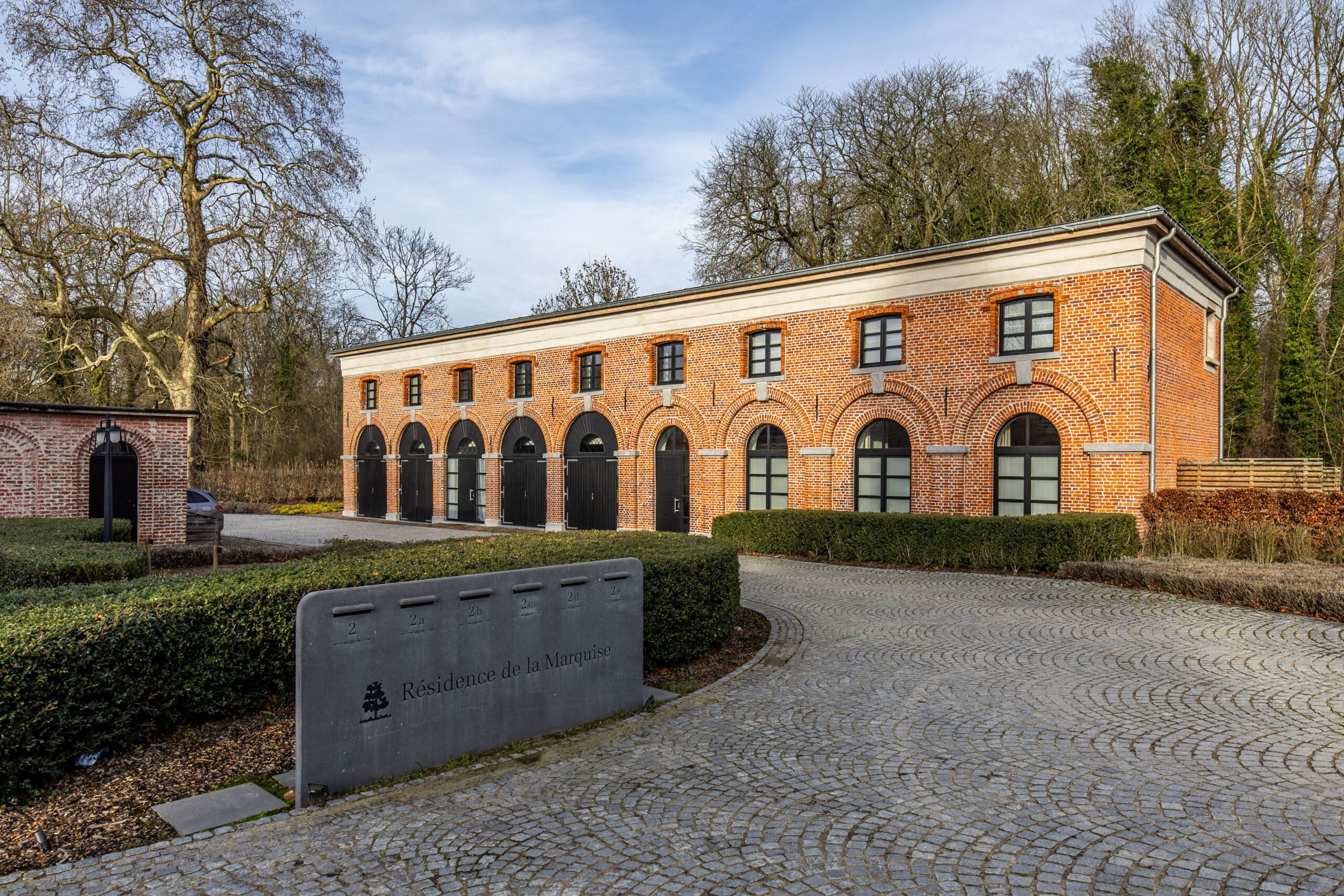 Une brique artisanale qui magnifie le patrimoine en restant invisible 6