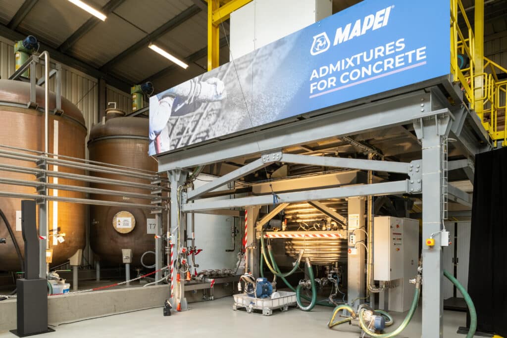 MAPEI inaugure un nouveau site de production d’adjuvants pour béton à Grâce-Hollogne 1
