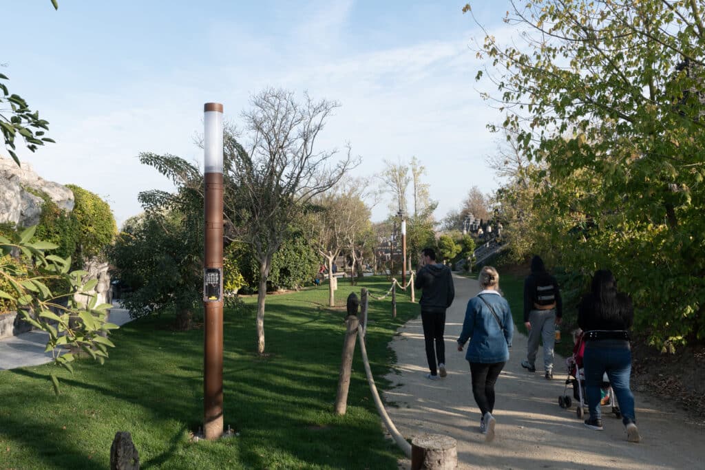 Des luminaires multifonctionnels et non invasifs pour accompagner le visiteur 2
