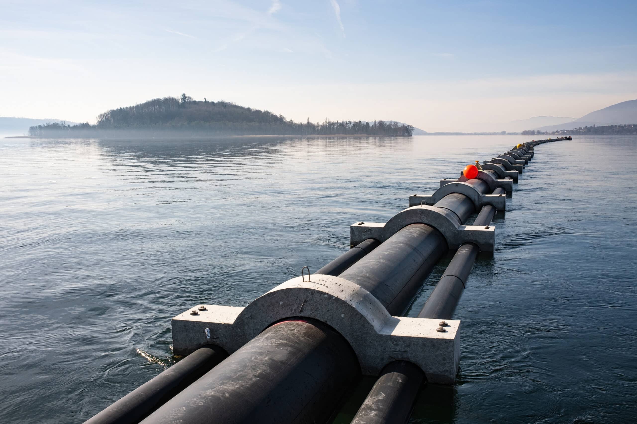 Tubes de précision en PE 100-RC pour conduites dans le lac de Bienne 9