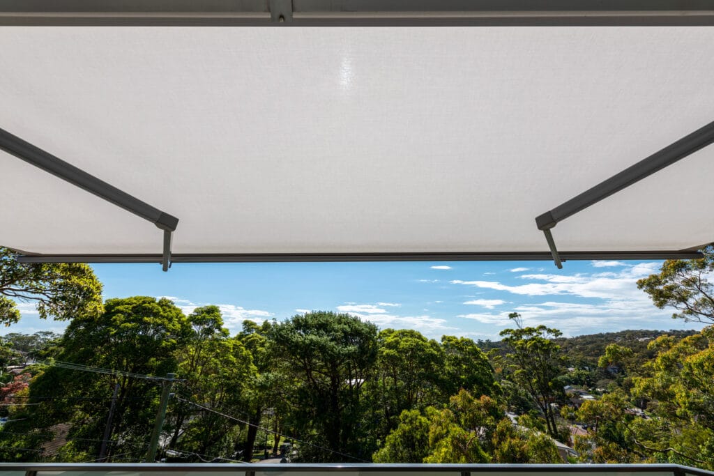 Chaleur, énergie, terrasses : la protection solaire devientun réflexe intelligent pour l’HoReCa belge 4