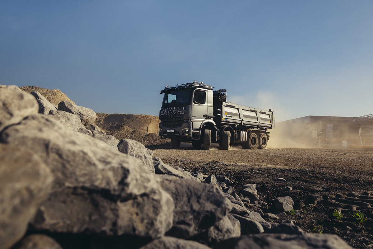 Mercedes-Benz Trucks présente une gamme complète pour les opérations modernes sur les chantiers 3