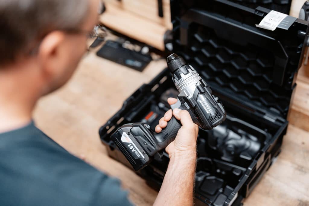 Lecot lance ses propres outils électroportatifs sur batterie sous la marque STROXX 1
