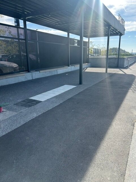Égouttage, gaines enterrées, revêtements, … : un métro brille aussi par ses aménagements extérieurs 4